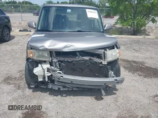 2006 Scion xB z VIN JTLKT324364083642, wystawiony jako IAAI lot #42681553 z przebiegiem 139 346 mil mil oraz . Historia ofert i sprzedaży dostępna na DreamBid. Obrazek 6.