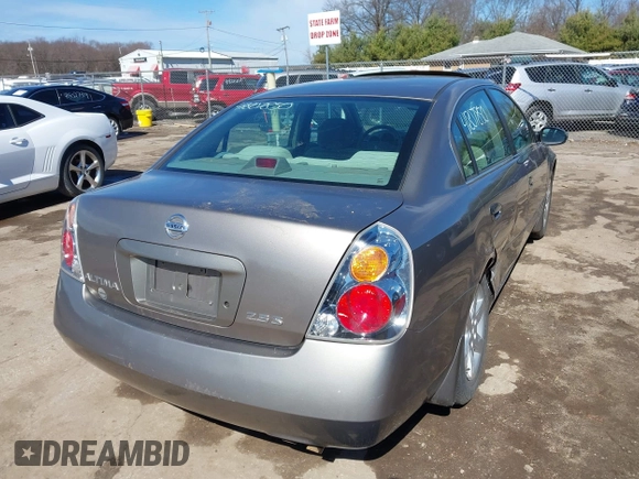 2004 Nissan Altima with VIN 1N4AL11D74C159255, listed as a IAAI auction lot 41807850 with 68,187 mi miles and . Bid and sale history available at DreamBid. Image 4.