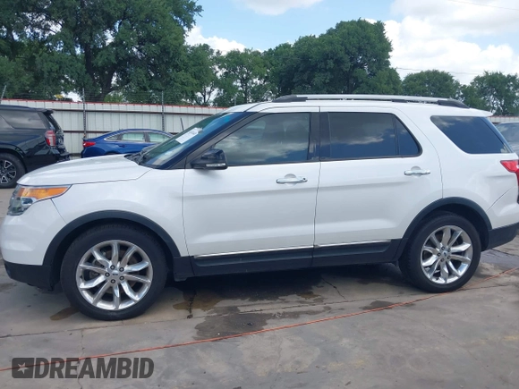 2014 Ford Explorer XLT with VIN 1FM5K7D84EGB67934, listed as a IAAI auction lot 42424640 with 174,131 mi miles and . Bid and sale history available at DreamBid. Image 14.