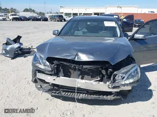 2016 Mercedes-Benz E-Class E 350 Sport with VIN WDDHF5KB5GB226231, listed as a IAAI auction lot 41681850 with 88,221 mi miles. Bid and sale history available at carsss.com. Image 6.