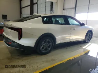 2025 Kia K4 LXS with VIN 3KPFT4DE3SE019666, listed as a Copart auction lot 44309775 with 13 mi miles and Salvage Title. Bid and sale history available at carsss.com. Image 3.