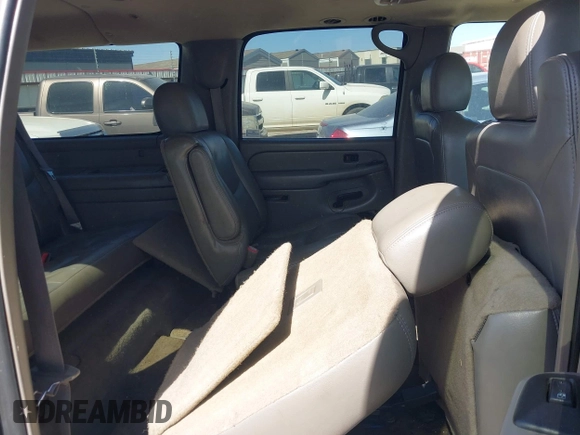 2005 Chevrolet Suburban LT with VIN 1GNFK16Z45J157703, listed as a IAAI auction lot 41840882 with 337,113 mi miles and . Bid and sale history available at DreamBid. Image 8.