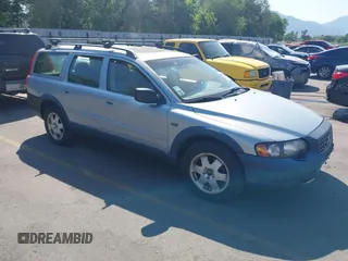 2002 Volvo V70 с VIN YV1SZ58D221072232, выставлен на аукционе IAAI как лот 42489897 с пробегом Не указан миль и . История ставок и продаж доступна на DreamBid. Изображение 1.