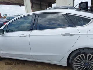2017 Ford Fusion Titanium с VIN 3FA6P0K9XHR146909, выставлен на аукционе IAAI как лот 42588301 с пробегом 217 885 миль миль и . История ставок и продаж доступна на DreamBid. Изображение 14.