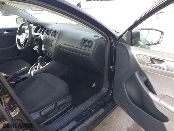 2015 Volkswagen Jetta Sedan 2.0L S with VIN 3VW2K7AJ9FM424668, listed as a IAAI auction lot 41833307 with 73,574 mi miles. Bid and sale history available at carsss.com. Image 5.