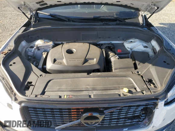 2017 Volvo XC90 R-Design with VIN YV4A22PM4H1173929, listed as a Copart auction lot 54051945 with 82,639 mi miles and Salvage title. Bid and sale history available at DreamBid. Image 12.