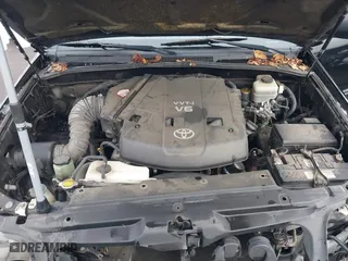 2005 Toyota 4Runner SR5 with VIN JTEBU14R950077268, listed as a IAAI auction lot 41588206 with 188,870 mi miles. Bid and sale history available at carsss.com. Image 10.