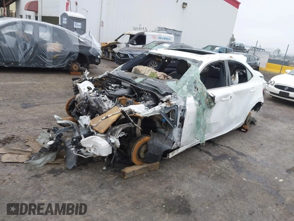 2016 Lexus IS 350 with VIN JTHBE1D28G5025798, listed as a IAAI auction lot 41140187 with Not Provided miles. Bid and sale history available at carsss.com. Image 2.