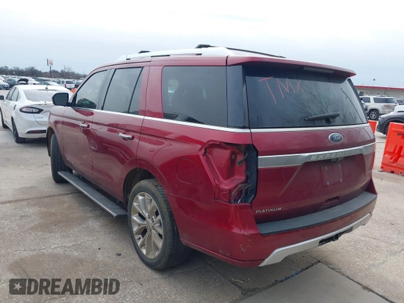 2018 Ford Expedition Platinum with VIN 1FMJU1LTXJEA15495, listed as a IAAI auction lot 41373116 with 150,385 mi miles. Bid and sale history available at carsss.com. Image 3.