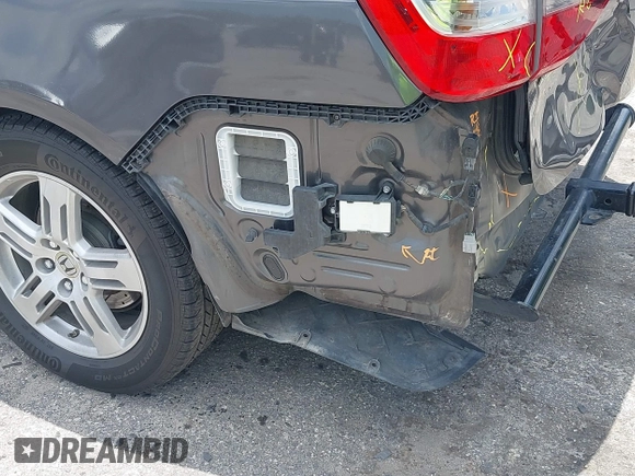 2013 Honda Odyssey Touring with VIN 5FNRL5H96DB068843, listed as a IAAI auction lot 42312176 with 115,804 mi miles and . Bid and sale history available at DreamBid. Image 18.