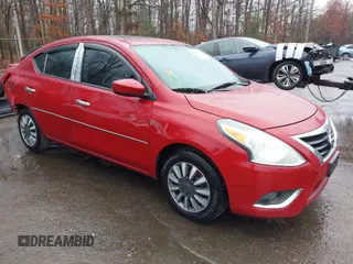 2015 Nissan Versa SV with VIN 3N1CN7AP7FL828807, listed as a IAAI auction lot 41849439 with 204,234 mi miles. Bid and sale history available at carsss.com. Image 1.
