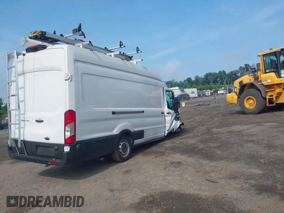 2024 Ford Transit Cargo z VIN 1FTBW3X80RKA42450, wystawiony jako IAAI lot #42317872 z przebiegiem 12 464 mil mil oraz . Historia ofert i sprzedaży dostępna na DreamBid. Obrazek 4.