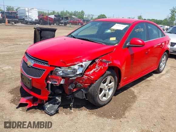 2014 Chevrolet Cruze 1LT z VIN 1G1PC5SBXE7230301, wystawiony jako IAAI lot #42403785 z przebiegiem 141 630 mil mil oraz . Historia ofert i sprzedaży dostępna na DreamBid. Obrazek 18.