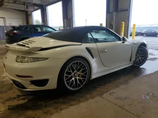 2015 Porsche 911 Turbo z VIN WP0CD2A91FS178328, wystawiony jako Copart lot #57880135 z przebiegiem 34 588 mil mil oraz Szkoda całkowita • Salvage title. Historia ofert i sprzedaży dostępna na DreamBid. Obrazek 3.