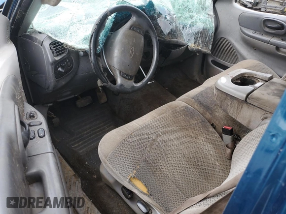 2001 Ford F-150 XL z VIN 1FTRX18W61NA24177, wystawiony jako Copart lot #60149714 z przebiegiem 192 297 mil mil oraz Szkoda całkowita • Salvage title. Historia ofert i sprzedaży dostępna na DreamBid. Obrazek 8.
