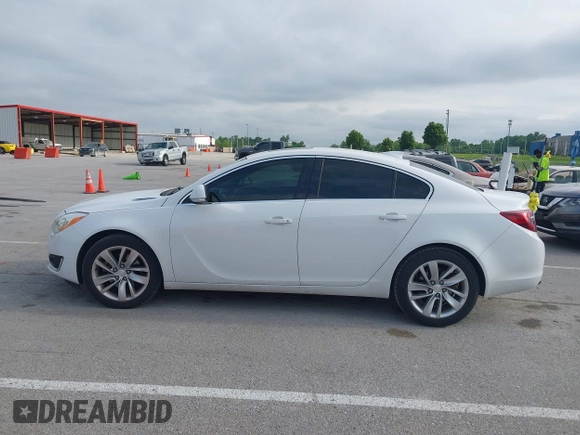 2016 Buick Regal Premium II z VIN 2G4GS5GX0G9182335, wystawiony jako IAAI lot #42356491 z przebiegiem 136 068 mil mil oraz . Historia ofert i sprzedaży dostępna na DreamBid. Obrazek 14.