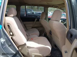 2008 Toyota Highlander with VIN JTEES41A282010507, listed as a IAAI auction lot 41999562 with 204,868 mi miles. Bid and sale history available at carsss.com. Image 8.