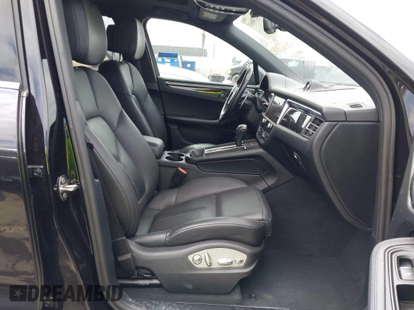2022 Porsche Macan z VIN WP1AA2A55NLB00378, wystawiony jako IAAI lot #42338661 z przebiegiem 28 045 mil mil oraz . Historia ofert i sprzedaży dostępna na DreamBid. Obrazek 5.