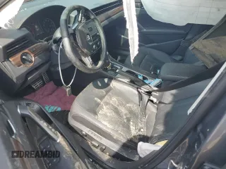 2020 Volkswagen Passat SEL z VIN 1VWCA7A39LC005600, wystawiony jako Copart lot #58084975 z przebiegiem 70 738 mil mil oraz Szkoda całkowita • Salvage title. Historia ofert i sprzedaży dostępna na DreamBid. Obrazek 7.
