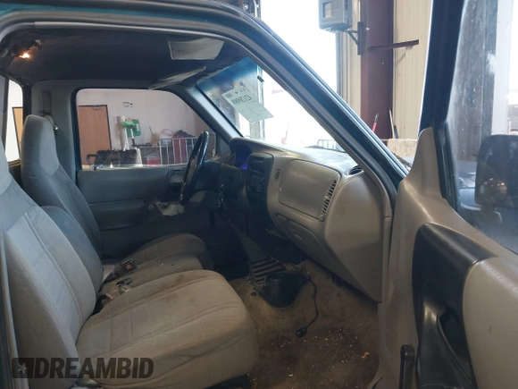 1997 Ford Ranger XLT with VIN 1FTCR10A7VUA22997, listed as a IAAI auction lot 42120989 with 231,765 mi miles. Bid and sale history available at carsss.com. Image 5.