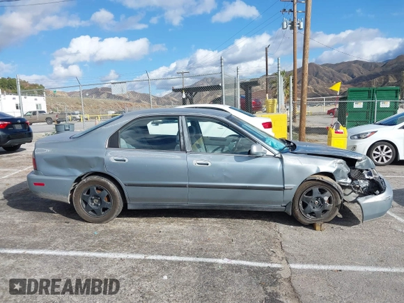 1996 Honda Accord LX with VIN 1HGCD5634TA291036, listed as a IAAI auction lot 41583543 with 166,725 mi miles and . Bid and sale history available at carsss.com. Image 13.