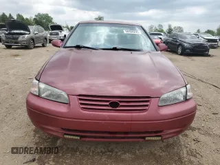 1998 Toyota Camry LE z VIN JT2BG22K6W0179063, wystawiony jako Copart lot #56998295 z przebiegiem 251 129 mil mil oraz Szkoda całkowita • Salvage title. Historia ofert i sprzedaży dostępna na DreamBid. Obrazek 5.