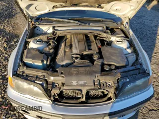2004 BMW 3 Series 330i with VIN WBAEV53464KM36409, listed as a Copart auction lot 89025775 with 208,680 mi miles and Salvage Title. Bid and sale history available at carsss.com. Image 13.