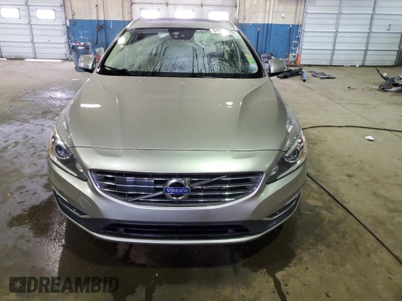 2016 Volvo V60 T5 Drive-E Platinum z VIN YV140MEM0G1307395, wystawiony jako Copart lot #51317415 z przebiegiem 131 703 mil mil oraz Czysty tytuł • Clean title. Historia ofert i sprzedaży dostępna na DreamBid. Obrazek 5.