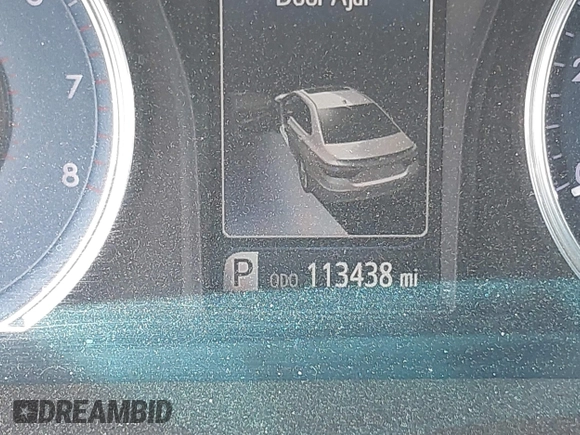 2017 Toyota Camry XLE with VIN 4T1BF1FK8HU715100, listed as a IAAI auction lot 41910692 with 113,438 mi miles. Bid and sale history available at carsss.com. Image 15.