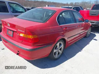 2005 BMW 3 Series 330xi with VIN WBAEW53425PN39442, listed as a IAAI auction lot 41672828 with 170,401 mi miles and . Bid and sale history available at DreamBid. Image 4.