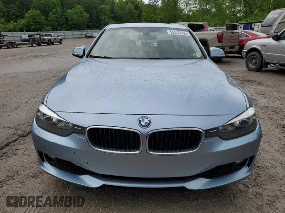 2013 BMW 3 Series 328i xDrive z VIN WBA3B3C53DF541561, wystawiony jako Copart lot #56540965 z przebiegiem 124 840 mil mil oraz Szkoda całkowita • Salvage title. Historia ofert i sprzedaży dostępna na DreamBid. Obrazek 5.