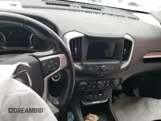2019 GMC Terrain SLE z VIN 3GKALTEV8KL121810, wystawiony jako Copart lot #44525095 z przebiegiem 90 510 mil mil oraz Szkoda całkowita • Salvage title. Historia ofert i sprzedaży dostępna na DreamBid. Obrazek 8.