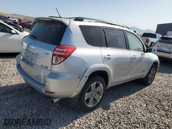 2009 Toyota RAV4 Sport with VIN JTMBK32V395078429, listed as a Copart auction lot 61385045 with 252,584 mi miles and Clean title. Bid and sale history available at DreamBid. Image 3.