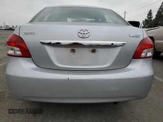 2009 Toyota Yaris z VIN JTDBT903691327542, wystawiony jako Copart lot #53231525 z przebiegiem 161 477 mil mil oraz Szkody całkowita. Historia ofert i sprzedaży dostępna na DreamBid. Obrazek 6.