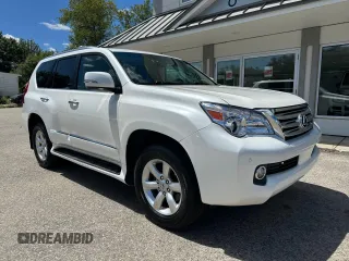 2011 Lexus GX 460 с VIN JTJBM7FX7B5031551, выставлен на аукционе Copart как лот 66138915 с пробегом 190 138 миль миль и Чистый • Clean title. История ставок и продаж доступна на DreamBid. Изображение 1.