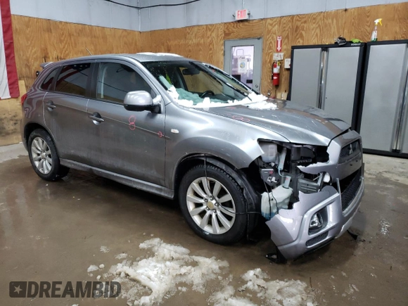 2011 Mitsubishi Outlander SE z VIN JA4AR4AU2BZ023338, wystawiony jako Copart lot #44125975 z przebiegiem 156 342 mil mil oraz Czysty tytuł • Clean title. Historia ofert i sprzedaży dostępna na DreamBid. Obrazek 4.