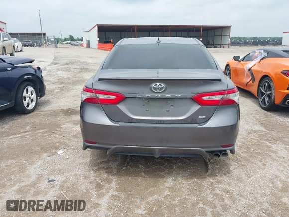 2019 Toyota Camry LE z VIN 4T1B11HK0KU715515, wystawiony jako IAAI lot #42155492 z przebiegiem 114 091 mil mil oraz . Historia ofert i sprzedaży dostępna na DreamBid. Obrazek 16.