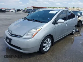 2009 Toyota Prius with VIN JTDKB20U697891403, listed as a IAAI auction lot 42091784 with 193,319 mi miles. Bid and sale history available at carsss.com. Image 2.