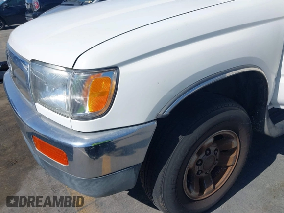 1996 Toyota 4Runner SR5 z VIN JT3GN86R2T0008842, wystawiony jako IAAI lot #42291809 z przebiegiem 204 218 mil mil oraz . Historia ofert i sprzedaży dostępna na DreamBid. Obrazek 6.
