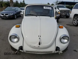 1976 Volkswagen Beetle with VIN 1562109448, listed as a Copart auction lot 48536135 with 10,295 mi miles and Salvage Title. Bid and sale history available at DreamBid. Image 5.