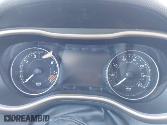 2014 Jeep Cherokee Limited with VIN 1C4PJMDB7EW219458, listed as a IAAI auction lot 41007909 with Not Provided miles and . Bid and sale history available at DreamBid. Image 7.