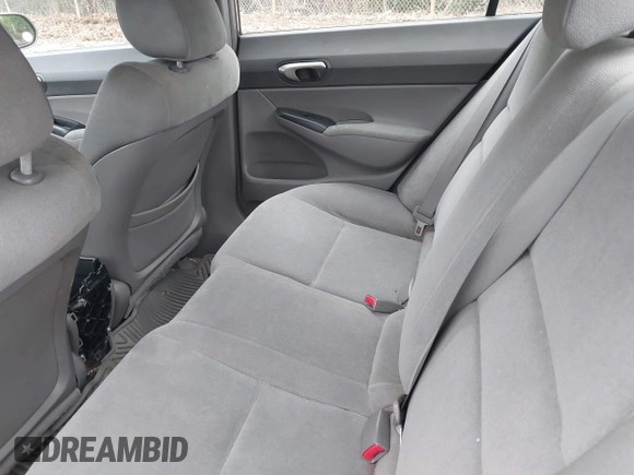2006 Honda Civic LX z VIN 1HGFA16506L056545, wystawiony jako IAAI lot #42323282 z przebiegiem 273 962 mil mil oraz . Historia ofert i sprzedaży dostępna na DreamBid. Obrazek 8.