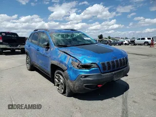 2021 Jeep Cherokee Trailhawk with VIN 1C4PJMBXXMD110436, listed as a Copart auction lot 57829375 with 46,647 mi miles and Salvage title. Bid and sale history available at DreamBid. Image 14.