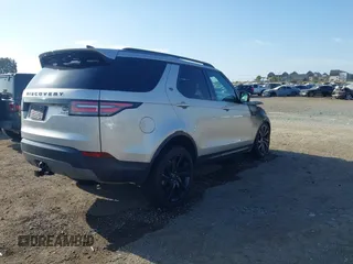 2017 Land Rover Discovery HSE Luxury z VIN SALRHBBK6HA018964, wystawiony jako IAAI lot #42041829 z przebiegiem Nie podano mil oraz . Historia ofert i sprzedaży dostępna na DreamBid. Obrazek 4.