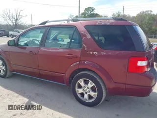 2006 Ford Freestyle Limited with VIN 1FMDK03146GA41758, listed as a IAAI auction lot 41446952 with 235,323 mi miles. Bid and sale history available at carsss.com. Image 6.