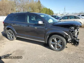2019 Dodge Journey Crossroad z VIN 3C4PDCGGXKT746288, wystawiony jako Copart lot #53780855 z przebiegiem 106 171 mil mil oraz Szkoda całkowita • Salvage title. Historia ofert i sprzedaży dostępna na DreamBid. Obrazek 4.