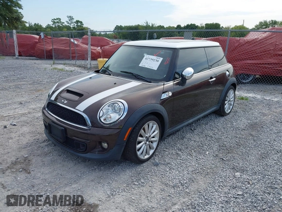 2011 MINI Hardtop S with VIN WMWSV3C50BTY10455, listed as a IAAI auction lot 42739230 with 54,998 mi miles and . Bid and sale history available at DreamBid. Image 2.