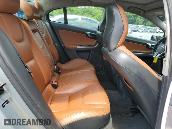 2012 Volvo S60 T6 z VIN YV1902FH8C2052544, wystawiony jako Copart lot #56853395 z przebiegiem 159 646 mil mil oraz Szkoda całkowita • Salvage title. Historia ofert i sprzedaży dostępna na DreamBid. Obrazek 10.