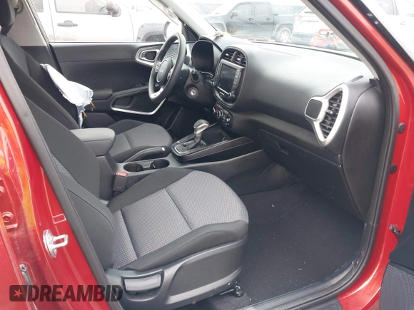 2024 Kia Soul S with VIN KNDJ23AU0R7916828, listed as a IAAI auction lot 41958588 with 35,518 mi miles and . Bid and sale history available at DreamBid. Image 5.