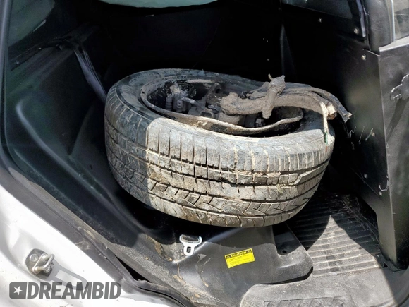 2022 Chevrolet Tahoe z VIN 1GBSCLED5NR233554, wystawiony jako Copart lot #61064025 z przebiegiem Nie podano mil oraz Czysty tytuł • Clean title. Historia ofert i sprzedaży dostępna na DreamBid. Obrazek 12.